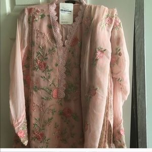 Agha Noor 3 pc
